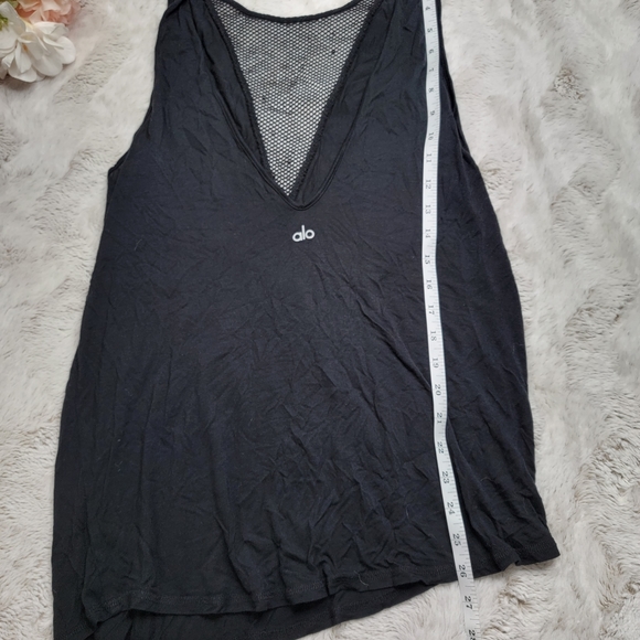 Alo Yoga Warm Up Mesh Insert Tank Top Black Size Unknown - Picture 9 of 10